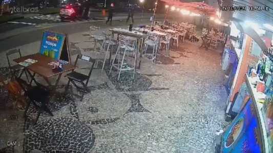 Criminosos atiraram pelo menos 20 vezes em médicos assassinados na Barra da Tijuca no Rio
