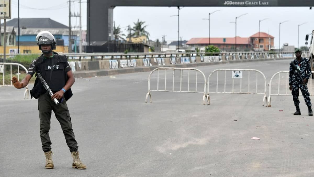 Homens armados matam quase 50 pessoas na Nigéria 