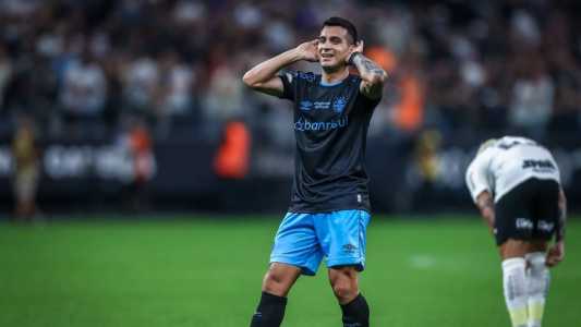 Cristaldo é a compra mais cara da história do Grêmio