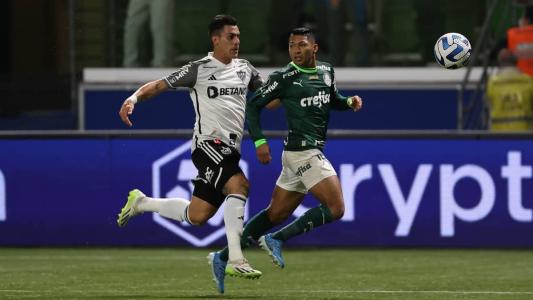 Cristian Pavón e Rony, atacantes de Atlético e Palmeiras