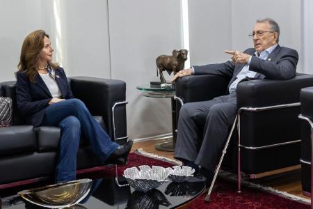 cristiana gutierrez e o presidente da CNA João Martins