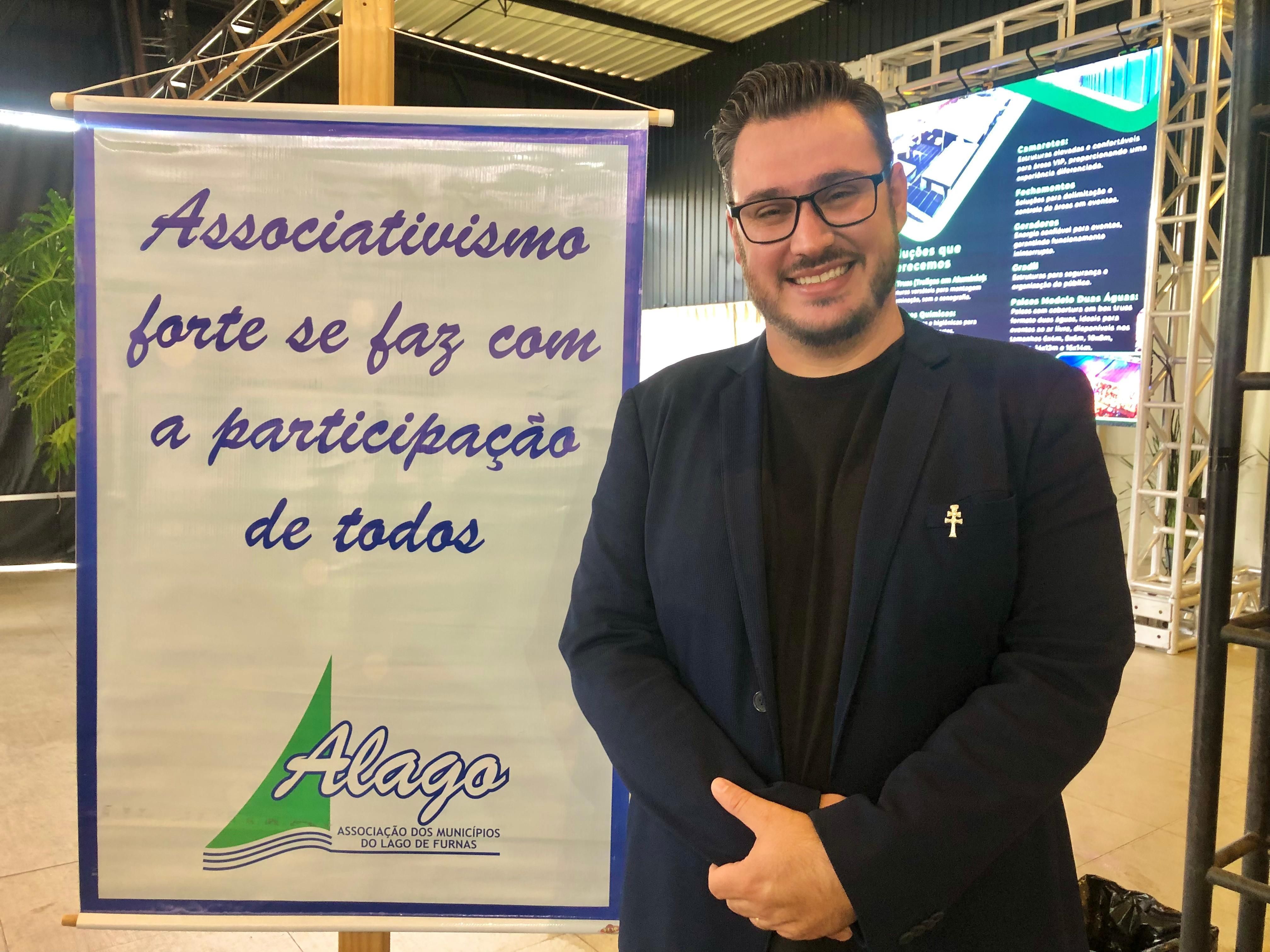 Prefeito de Capitólio assume presidência da Associação dos Municípios do Lago de Furnas