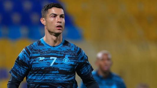 Cristiano Ronaldo tem contrato com o Al-Nassr até 2025