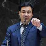 Causa autista: deputado cria abaixo-assinado para convencer colegas a derrubar veto de Zema