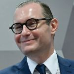 CCJ do Senado aprova indicação de Zanin; saiba o que ele disse sobre 9 temas