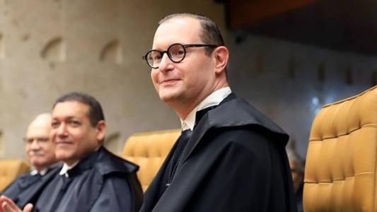 Cristiano Zanin tomou posse como ministro do STF nesta quinta-feira (3)