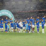 Apesar de derrota do Cruzeiro, comentarista se derrete por reforço: 'Treinador em campo'