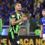 América vence Cruzeiro no Mineirão e encaminha classificação no Estadual