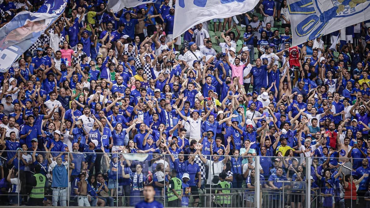 Cruzeiro divulga parcial de ingressos vendidos para duelo com o São Paulo