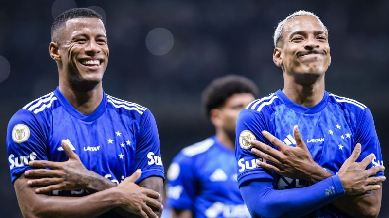 Após goleada contra o Corinthians, Cruzeiro lidera 'seleção da rodada' do Brasileiro