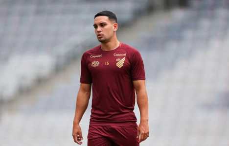 Fabrizio Peralta está no Athletico-PR e pertence ao Cruzeiro