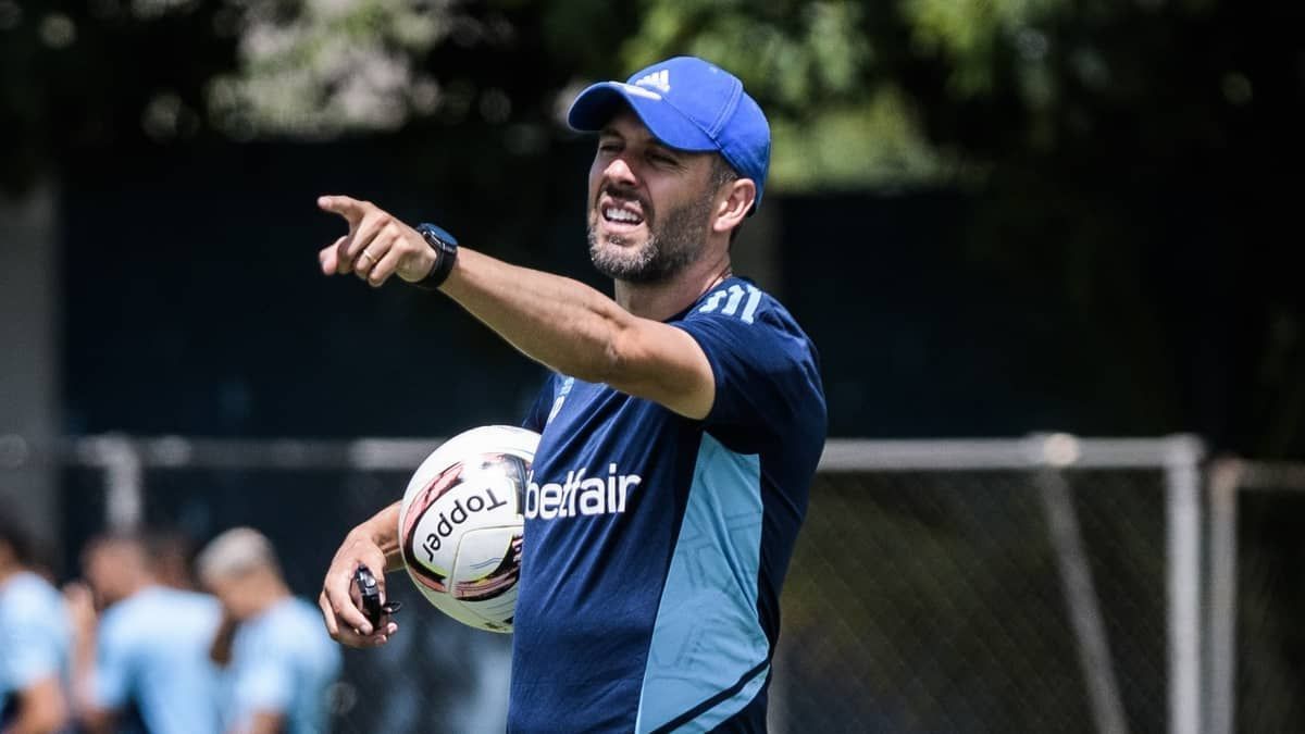 Sem Nikão, Cruzeiro divulga relacionados para jogo com a Caldense; confira