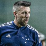 Cruzeiro completa 402 minutos sem marcar gol com bola rolando na derrota para o Pouso Alegre