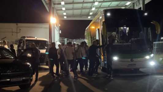 Cruzeiro desembarcou em Confins no início de madrugada deste domingo (12)