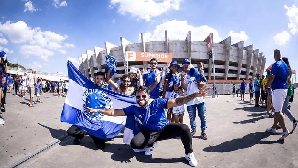Vai lotar? Cruzeiro divulga primeira parcial para jogo contra o Athletico-PR