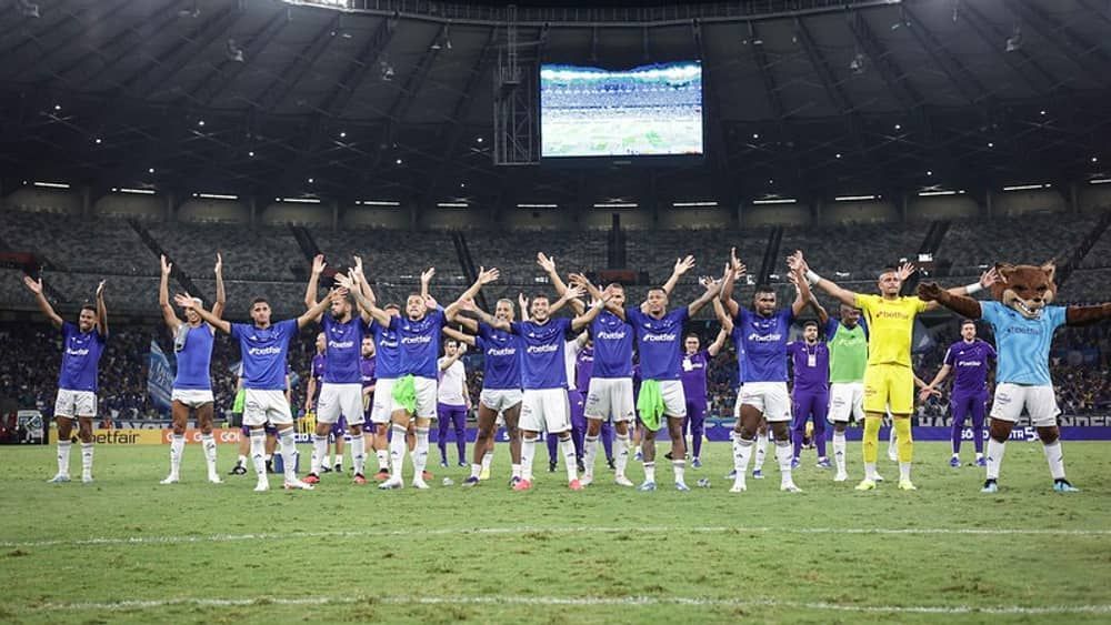 Maratona de jogos em novembro pode selar permanência do Cruzeiro na Série A