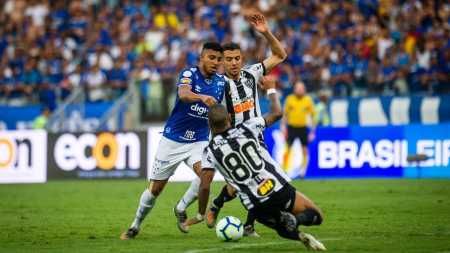 Cruzeiro e Atlético empataram por 0 a 0 em novembro de 2019, no último clássico pelo Brasileirão