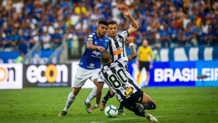 Cruzeiro e Atlético empataram por 0 a 0 em novembro de 2019, no último clássico pelo Brasileirão