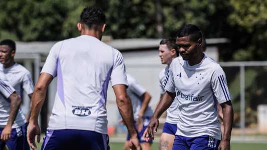 Cruzeiro e Bragantino se enfrentam no Brasileirão