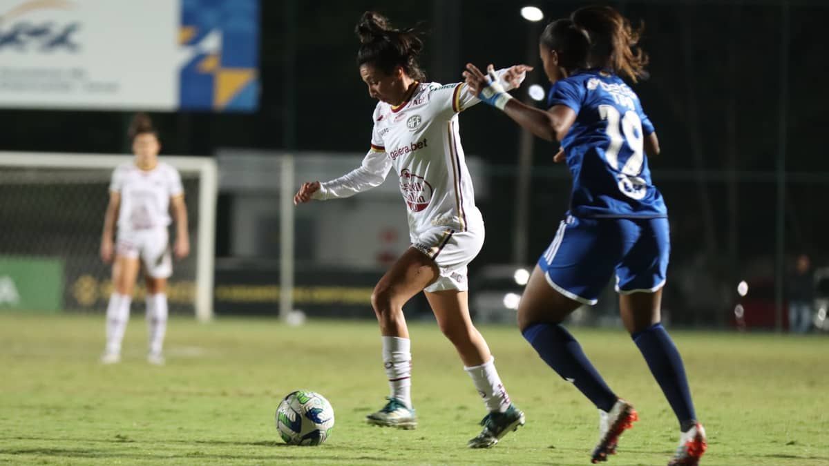 Brasileirão Feminino: Cruzeiro e Ferroviária empatam na penúltima rodada