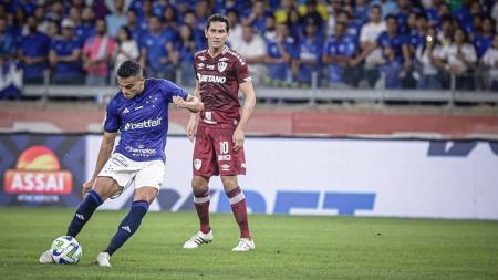 Cruzeiro e Fluminense se enfrentaram no primeiro turno com vitória do time carioca, no Mineirão