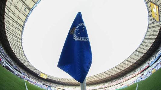 Cruzeiro e Minas Arena vão se reunir para conversar sobre volta celeste ao Mineirão