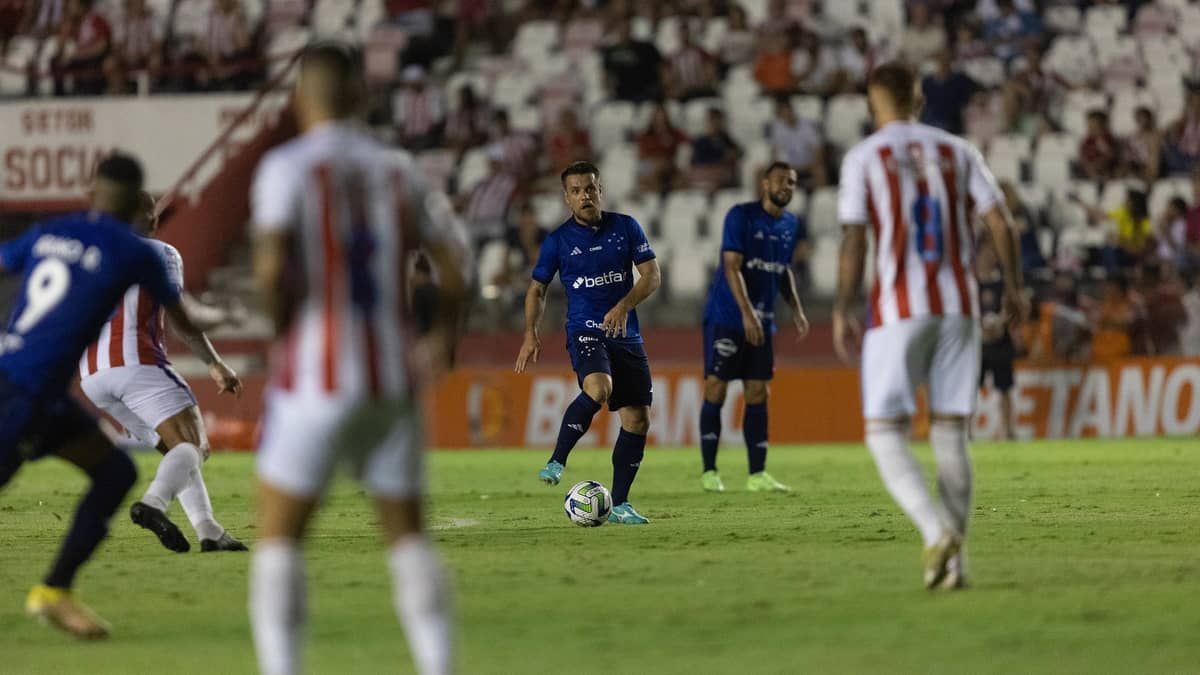 História mostra que mata-matas entre Cruzeiro e Náutico são equilibrados