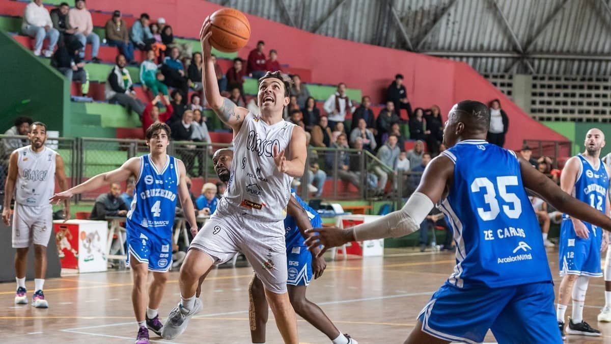 Basquete: Cruzeiro recebe Osasco para tentar seguir no Campeonato Brasileiro