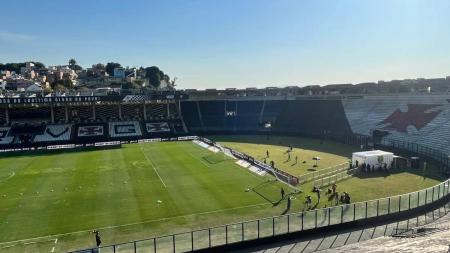 Cruzeiro encara Vasco em São Januário
