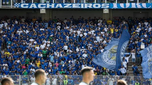 Cruzeiro enfrenta o Coritiba pelo Campeonato Brasileiro