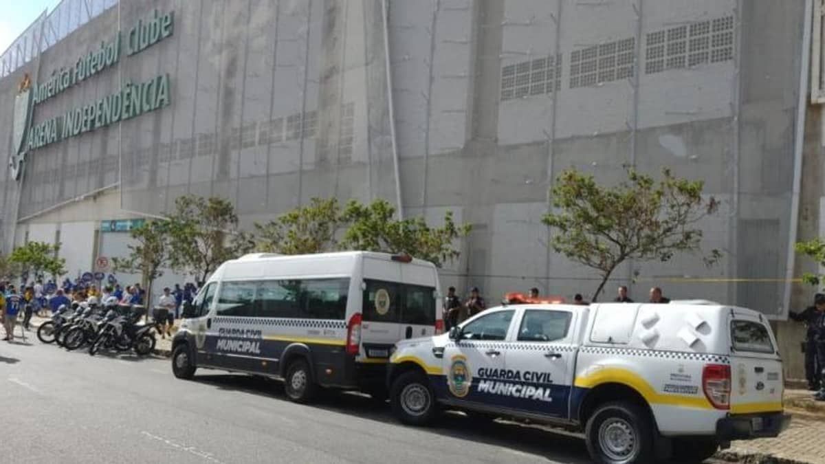Prefeitura reforça Guarda Civil para combater ação de flanelinhas em jogos do Campeonato Mineiro