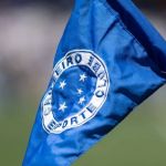 Cruzeiro diz como devolverá dinheiro a torcedores que compraram passaporte para jogos no Mineirão