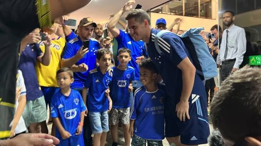 Cruzeiro foi recebido com festa pela torcida em Patrocínio