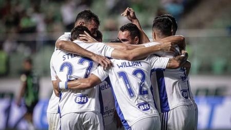Cruzeiro goleou o América por 4 a 0 e emplacou seis nomes na 'seleção da rodada'