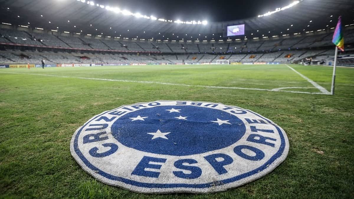 Cruzeiro pede para marcar nova assembleia e muda plano de credores; veja