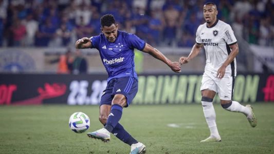 Cruzeiro parou em ótimas defesas do goleiro Lucas Perri, do Botafogo