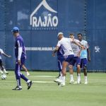 Com jogo atrasado, Cruzeiro pode 'viver drama' na Série A diante do Cuiabá