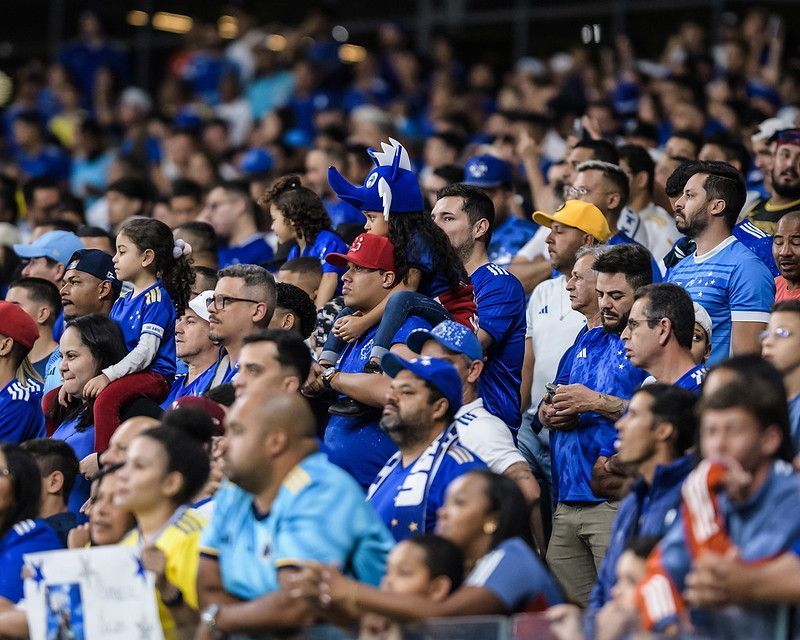 Por recorde no Mineirão, Cruzeiro atualiza previsão de público no clássico em um torcedor