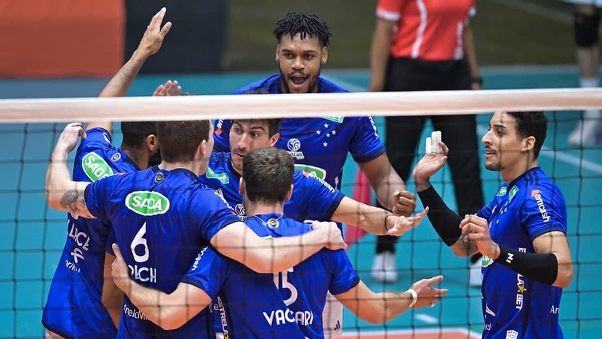 Imbatível no Mineiro, Cruzeiro receberá Monte Carmelo após sequência fora de casa