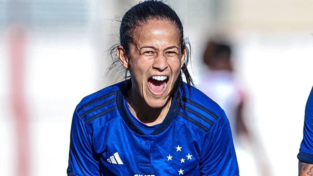 Cruzeiro goleia Nacional e se aproxima de vaga na final do Mineiro Feminino