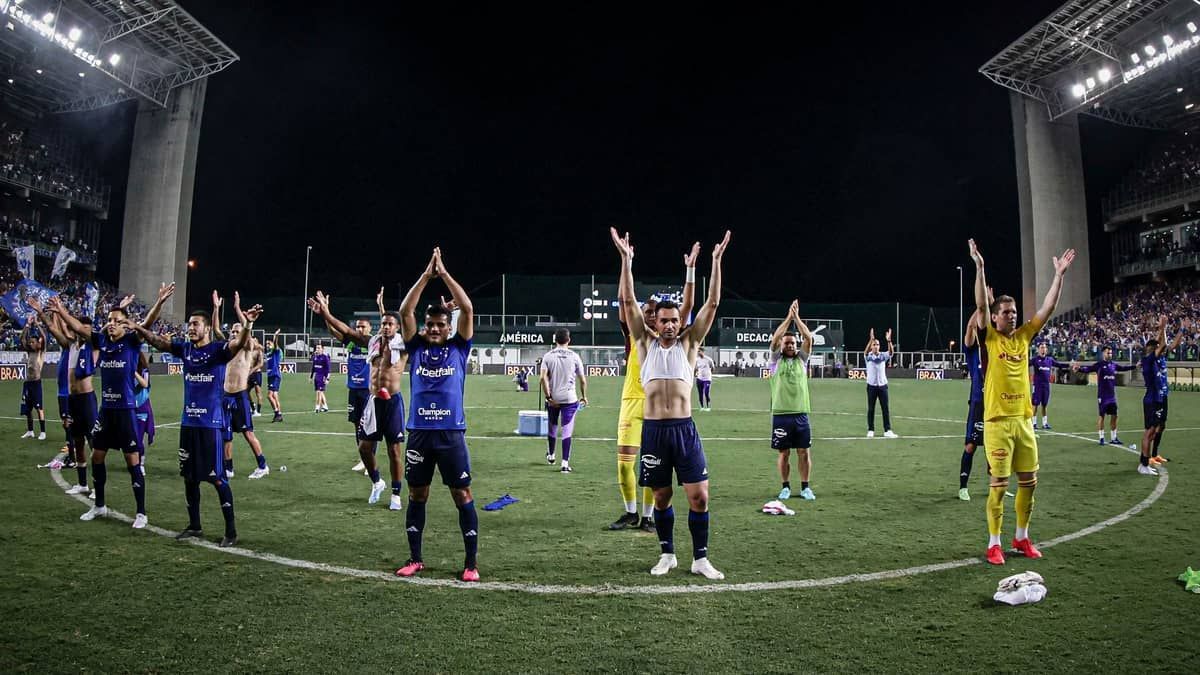 Vitória com cara de Copa 