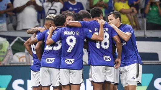 Cruzeiro soma 37 pontos, em 31 jogos, com 9 vitórias, 10 empates e 12 derrotas