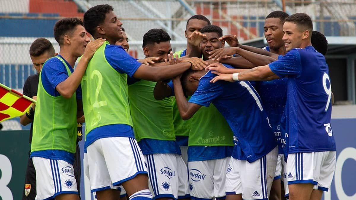Cruzeiro é o time mais jovem na disputa da terceira fase da Copa São Paulo