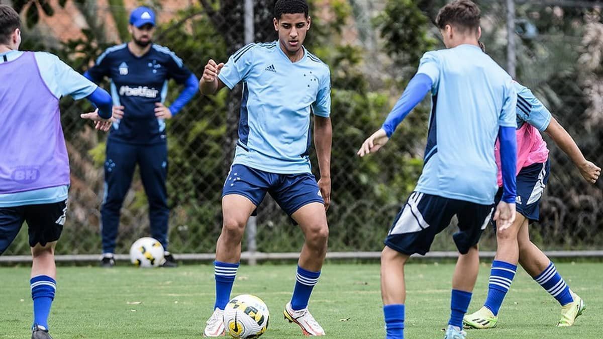 Cruzeiro estreia no Brasileirão Sub-20 com destaques da Copinha no grupo: confira