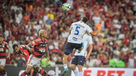 Cruzeiro teve as melhores chances na partida disputada no Maracanã