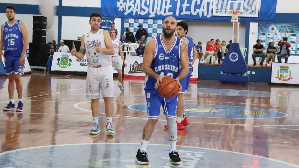 Basquete: Cruzeiro, Araraquara, Santos e LSB decidem título do Brasileiro