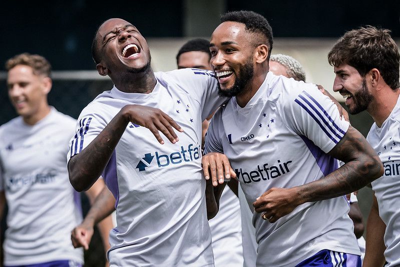 Cruzeiro ganha confiança com vitória sobre Atlético e espera novidades para a semana