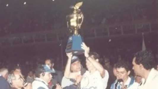 Cruzeiro venceu a primeira Copa do Brasil em 1993, justamente em cima do Grêmio