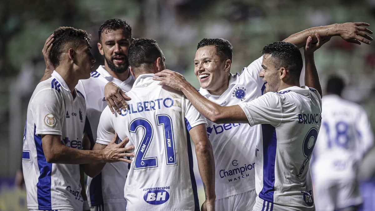 Disputará título? Apresentador do Sportv crava briga do Cruzeiro por topo da tabela
