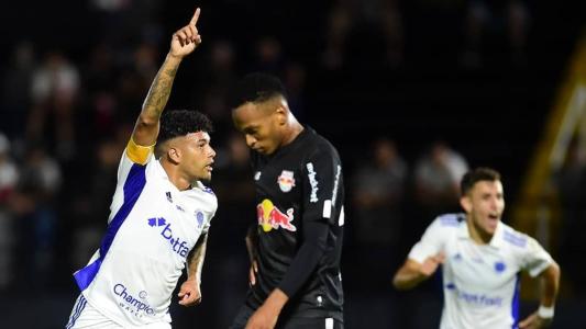 Cruzeiro venceu o Bragantino no amistoso realizado em março, de virada, por 3 a 2